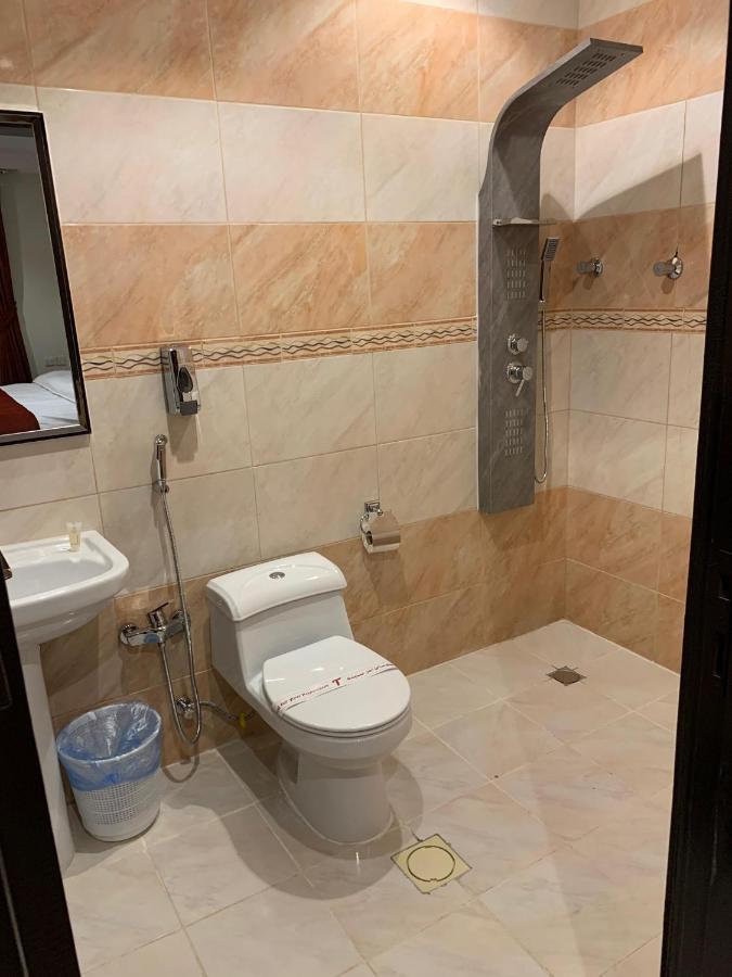 تيان Aparthotel Ar Riyad Esterno foto